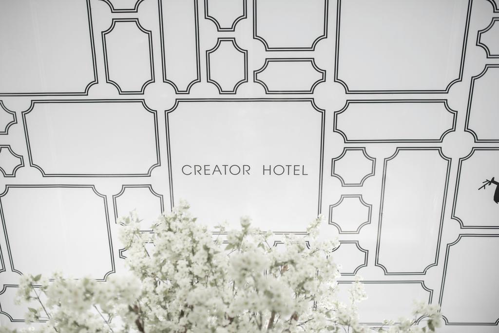 Creator Hotel Kulai Exterior foto